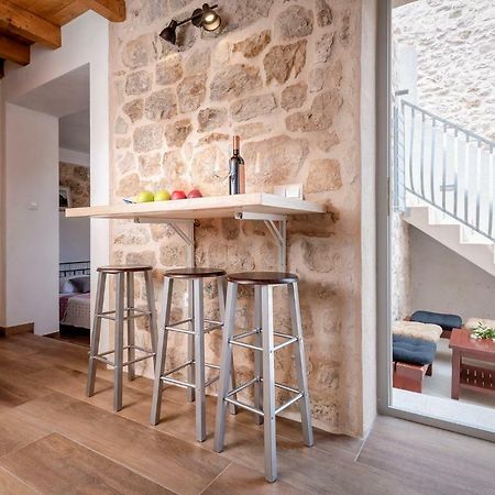 Old Town Apartment Mare هفار المظهر الخارجي الصورة