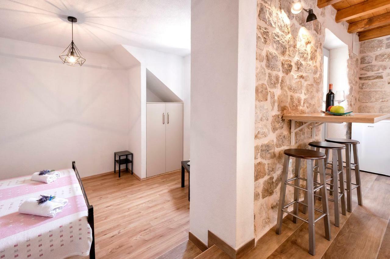 Old Town Apartment Mare هفار المظهر الخارجي الصورة