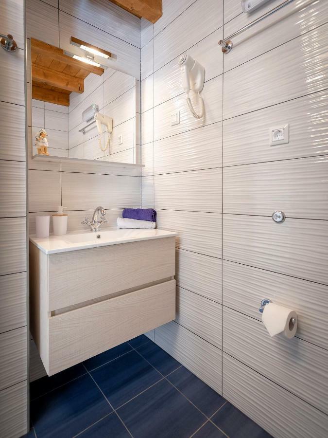 Old Town Apartment Mare هفار المظهر الخارجي الصورة